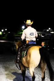 e3c8b583319b60aa9302066ba6793438b56fb05b4f8a972e14fc1ad58e6e68b9.jpg