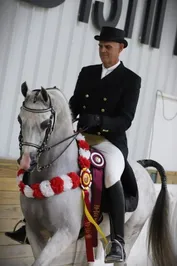 2e976a251cbf75333ca97e766cb675d8210e07e2d325b214fff6c0e6887e1c7b.jpg