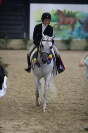 4e3d753fedec170c7a769210bf19d4ba0e7ff422f6209a660389d192b20a5a8b.jpg