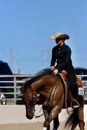 4c2b7453f44381ef7e7f010ba7e794ebe08c32641979db548c00bf4879c9a17d.jpg