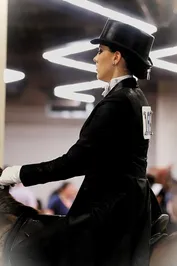 72a05133679170187075fd3868c97edd7b8151727393b8d214d876de052c16c6.jpg